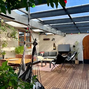 https://rosengren-home-with-outdoor-fireplace.billund-hotels.com