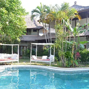 https://pearl-hotel.hotelsseminyak.net